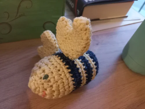 Parallel strands between learning crochet and learning programming